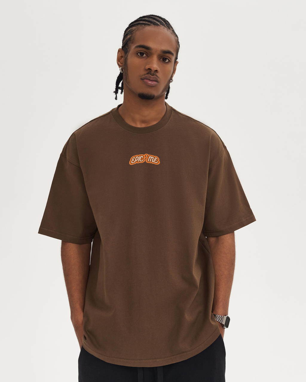 Camiseta holgada para hombre color marrón con bordado frontal y estampado Amalfi Coast en la espalda