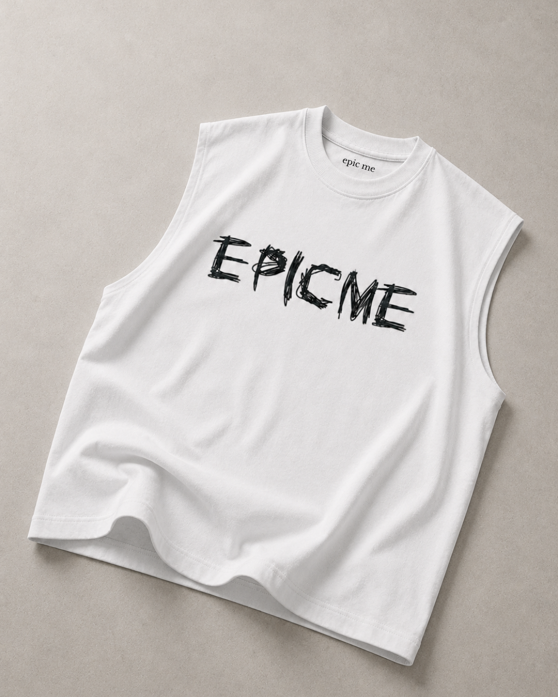Camiseta sin mangas para hombre blanca boxy fit Epic Me de algodón premium con logo manuscrito en el pecho