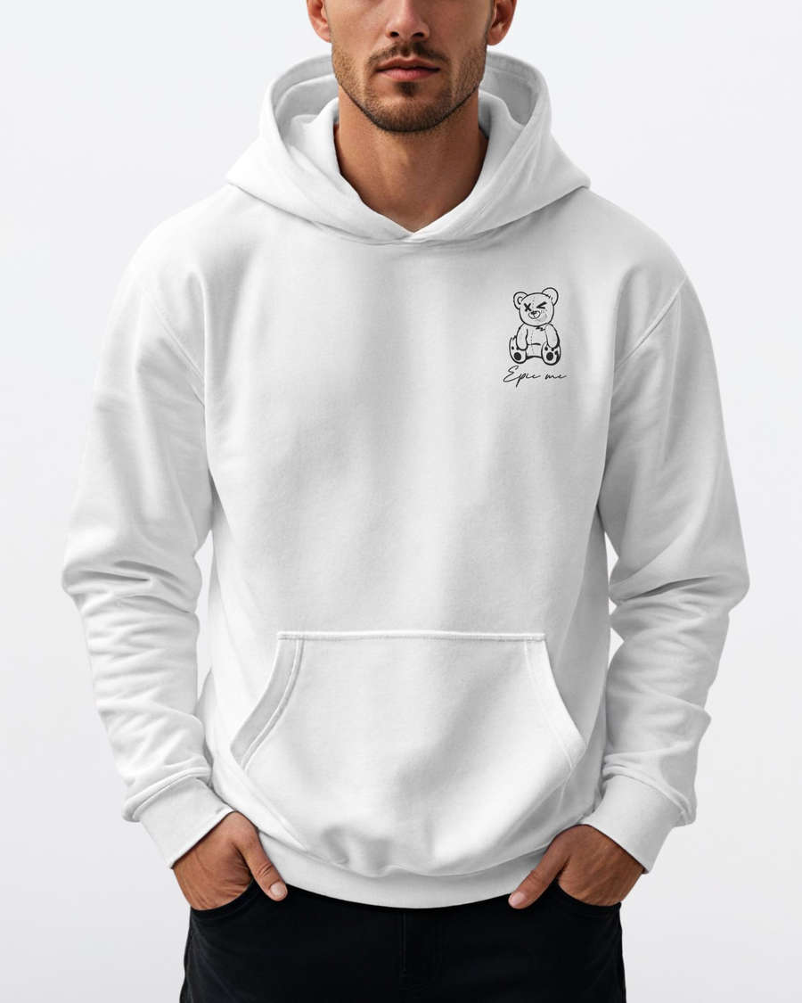 sudadera oversize boxy blanca Broken Bear puesta